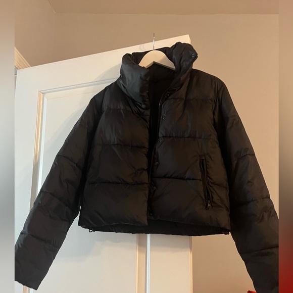 ALO Yoga Gold Rush Puffer XS - Picture 2 of 3